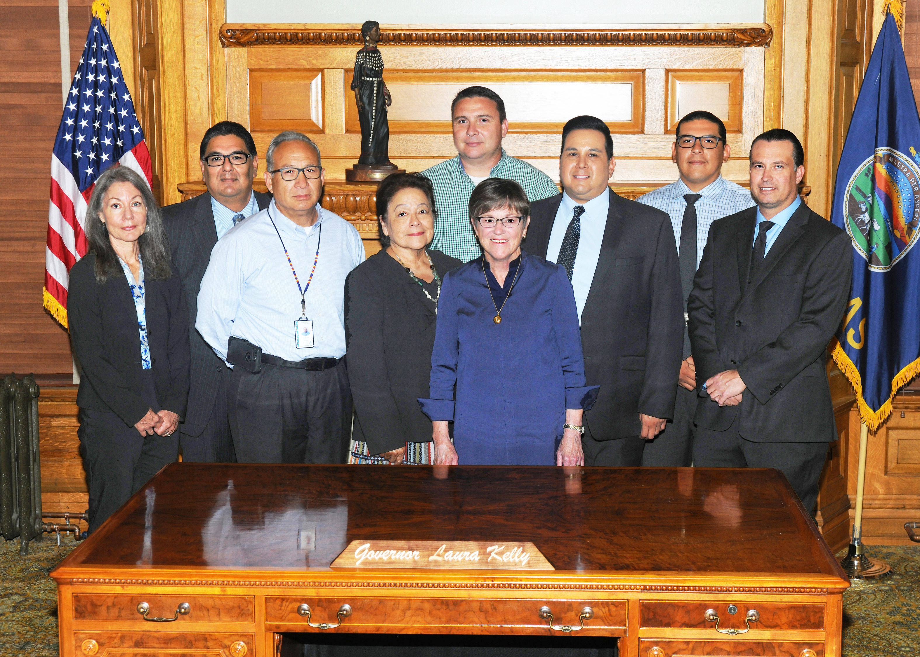 Photo of Governor Kelly meeting with members of the Prairie Band Potawatomi Tribal Council